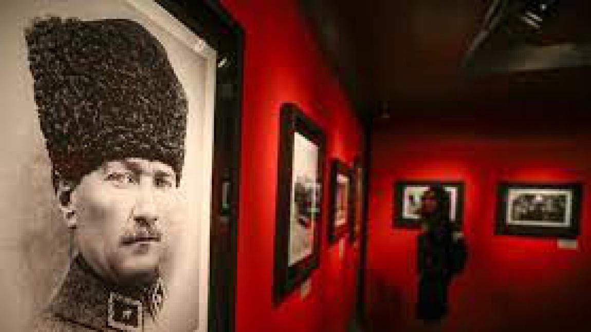 Cumhuriyet ve Mustafa Kemal Atatürk 20.Yıl Sergisi